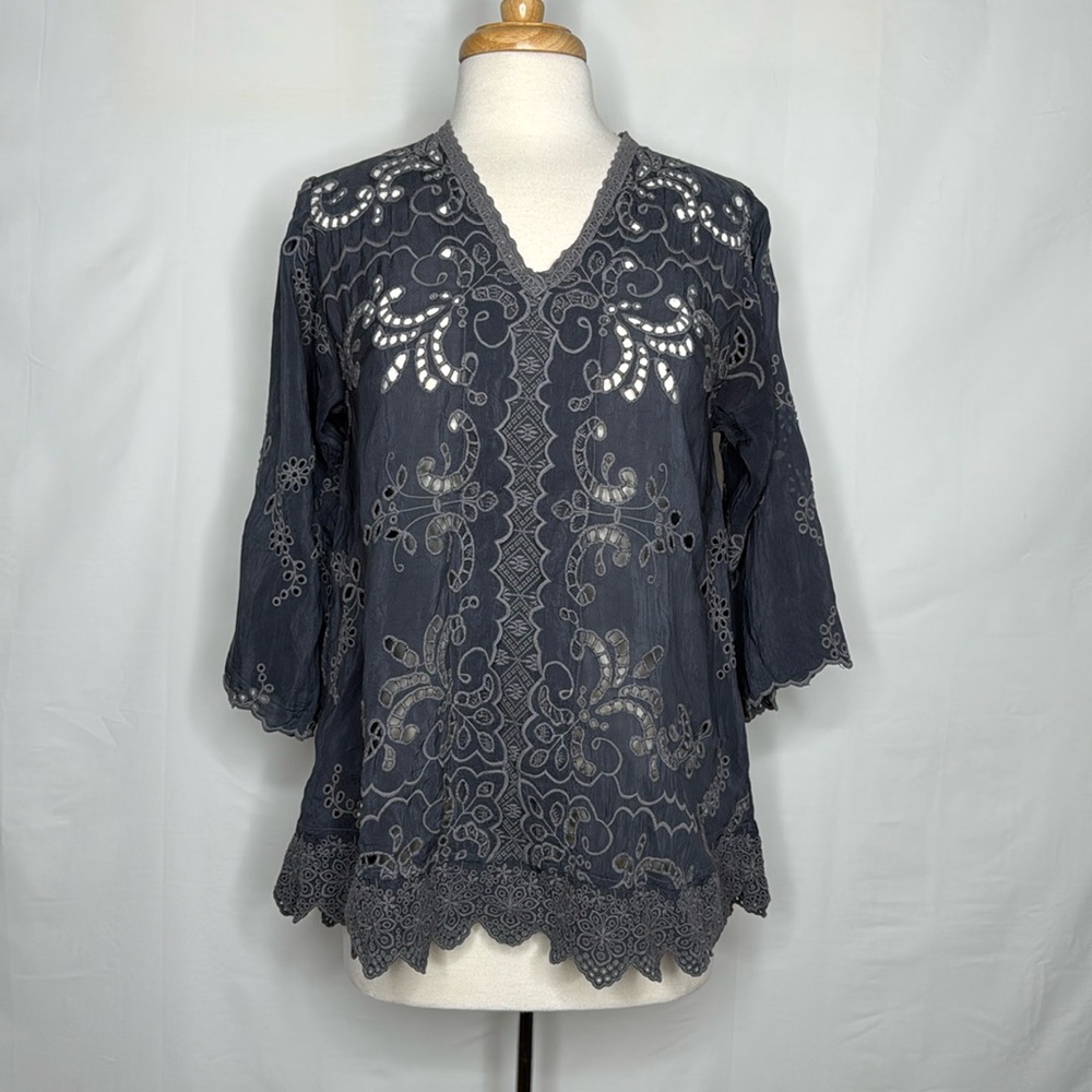Johnny Was gray 3/4 sleeve top XS